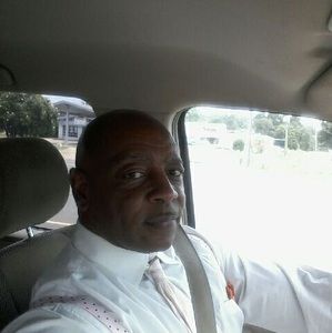 Meet your Posher, Dennis